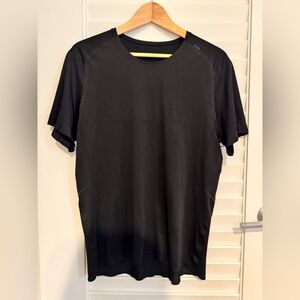 Moving sale** Lululemon Fast And Free Short Sleeve Breathe Size M